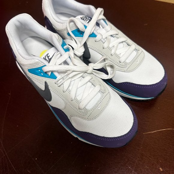 Nike Womens Purple White Air Max Correlate 511417-153 Low Top Sneaker Shoes US 9 - Picture 2 of 6